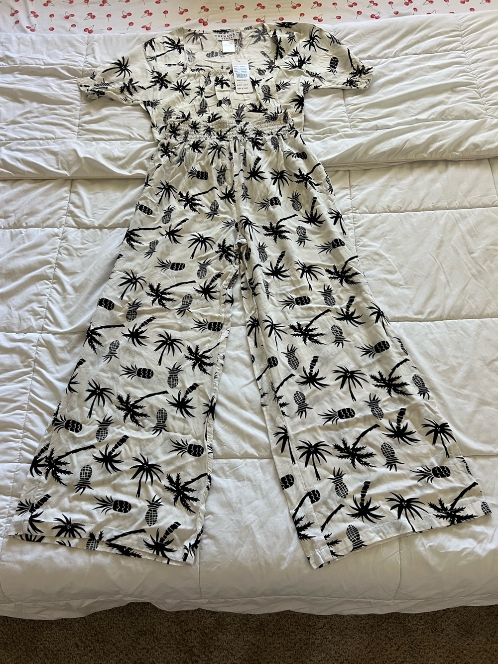 2 Piece Pineapple Hawaiian Set